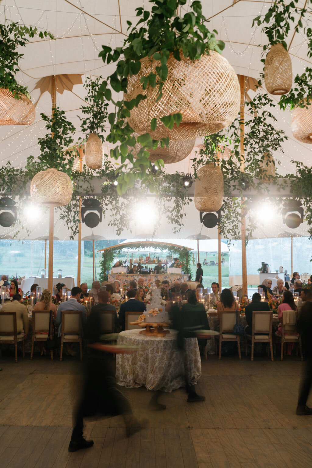 Colorado-wedding-planner-tent-decor-lanterns