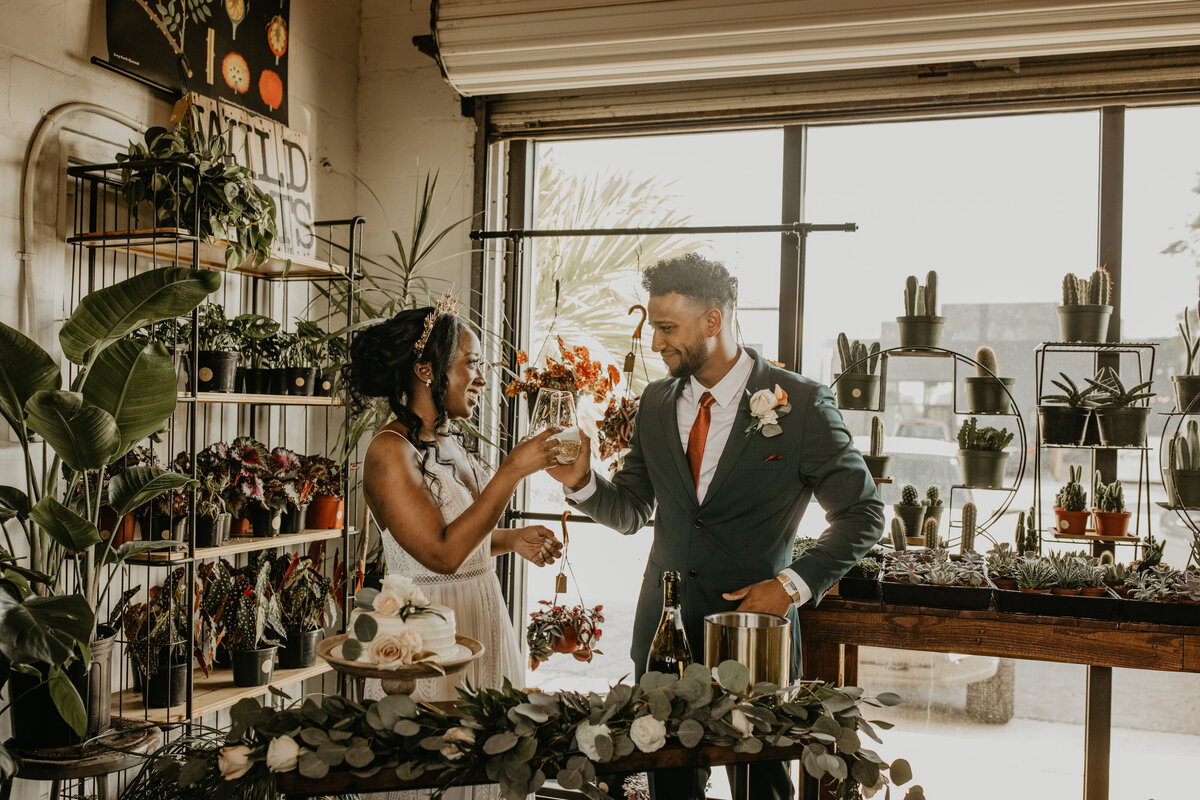 mad-images-wild-roots-elopement-in-florida-chantilly-chic-celebrations-9