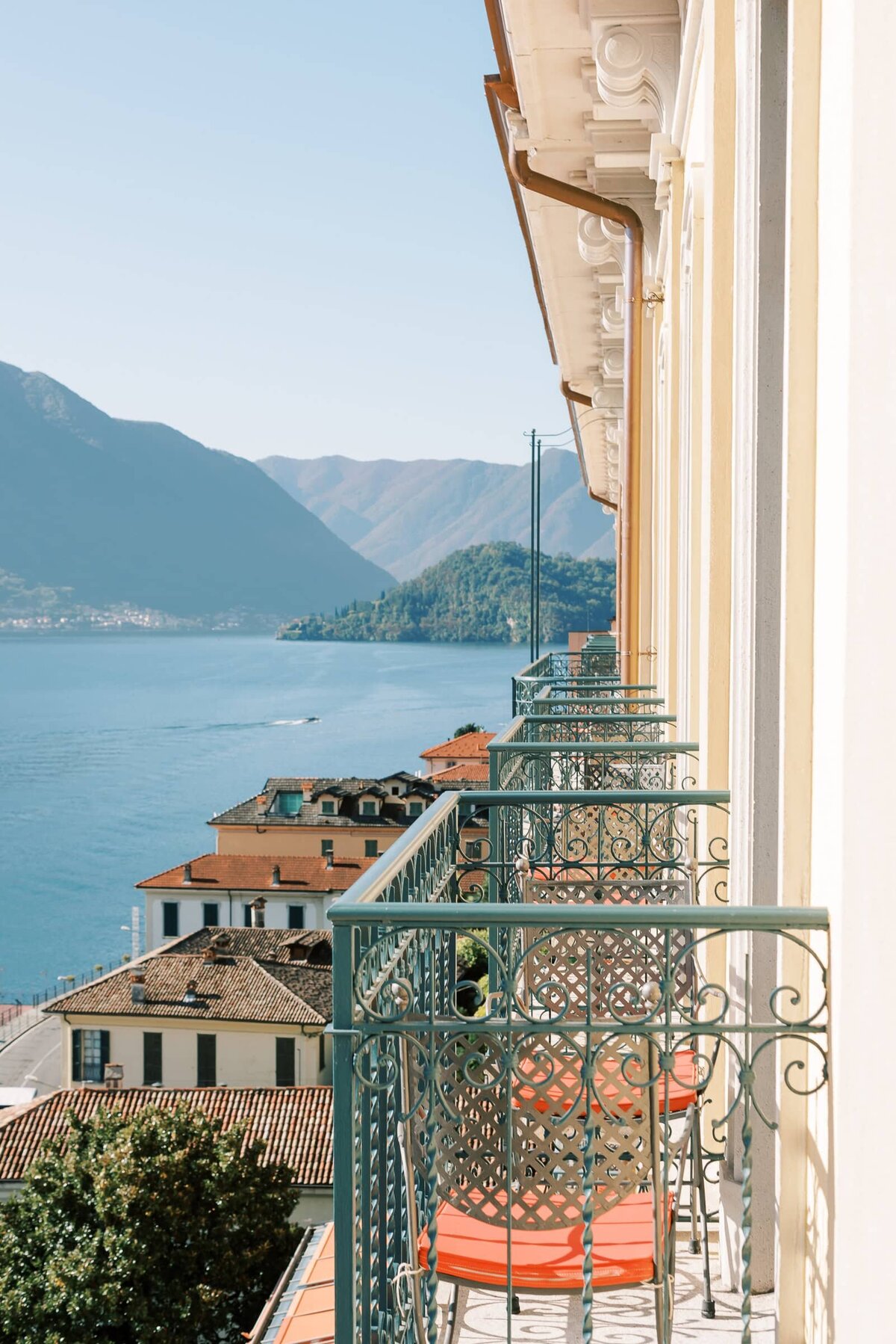 Destination Wedding Photographer Anna Lundgren in Stockholm Wedding in Lake Como at The Grand Hotel Tremezzo_161