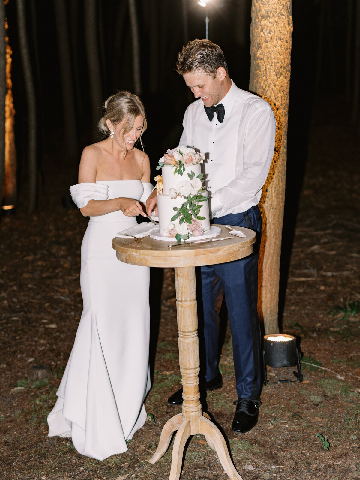 AshleyPigottEvents-Wedding-Emily&Conrad-Muskoka-LakeJoseph-073
