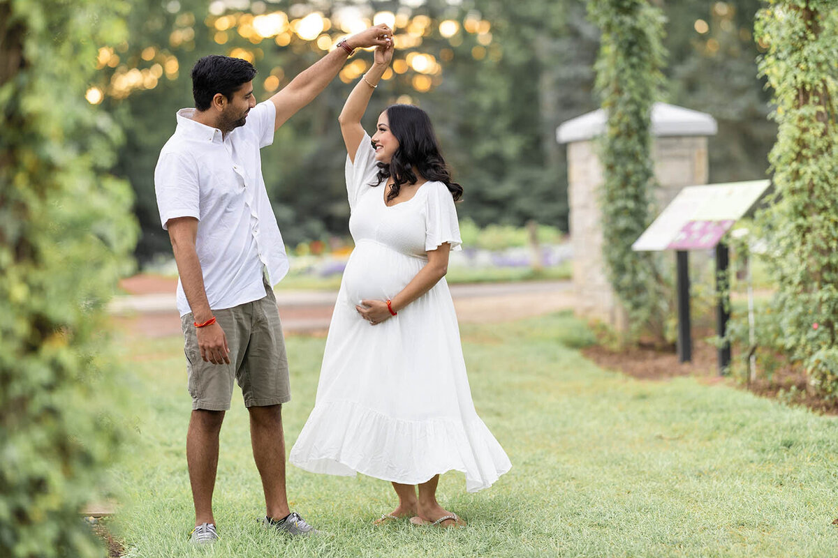 rose-garden-maternity-session-connecticut-15