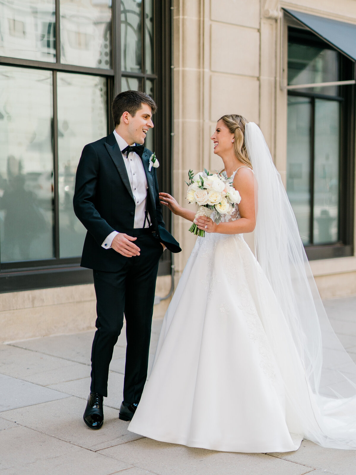 LibbyPeter_National_Portrait_Gallery_Hotel_Washington_Wedding_Washington_DC_VA_MD_Wedding_Photographer_Angelika_Johns_Photography-01849