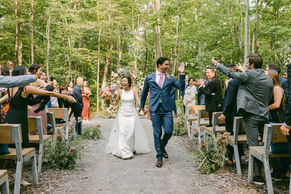toronto-wedding-photographer-compass-rose-suites-christine-lim-038