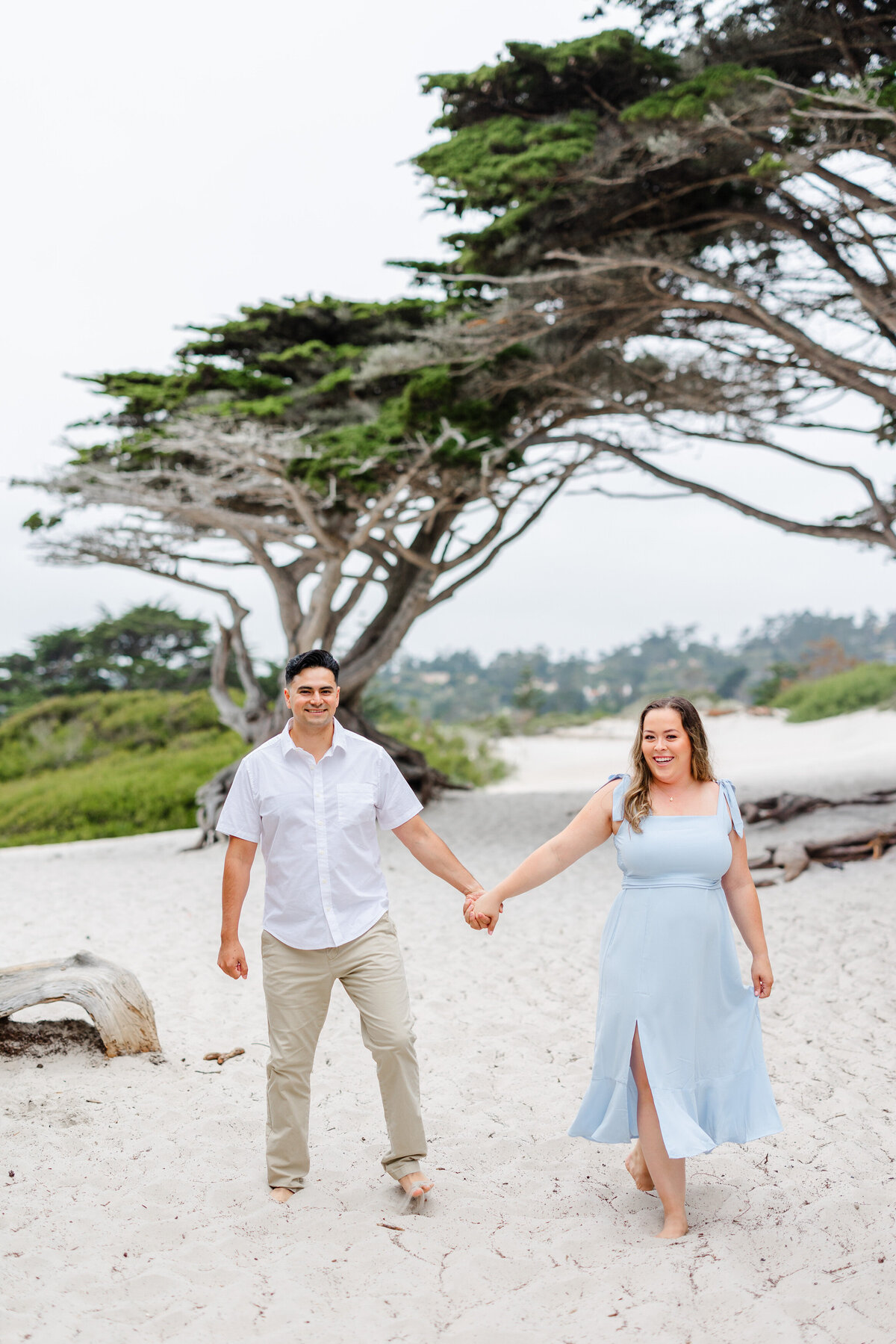 carmel-beach-engagement-2
