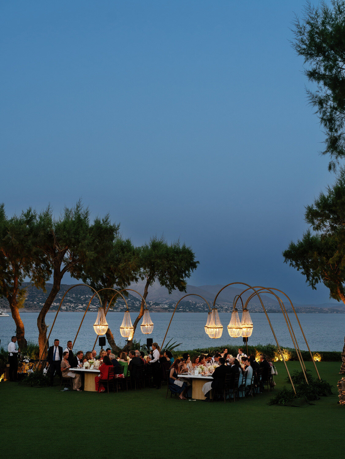 Romantic-Wedding-at-Island-Art-and-Taste–The-Residence-110