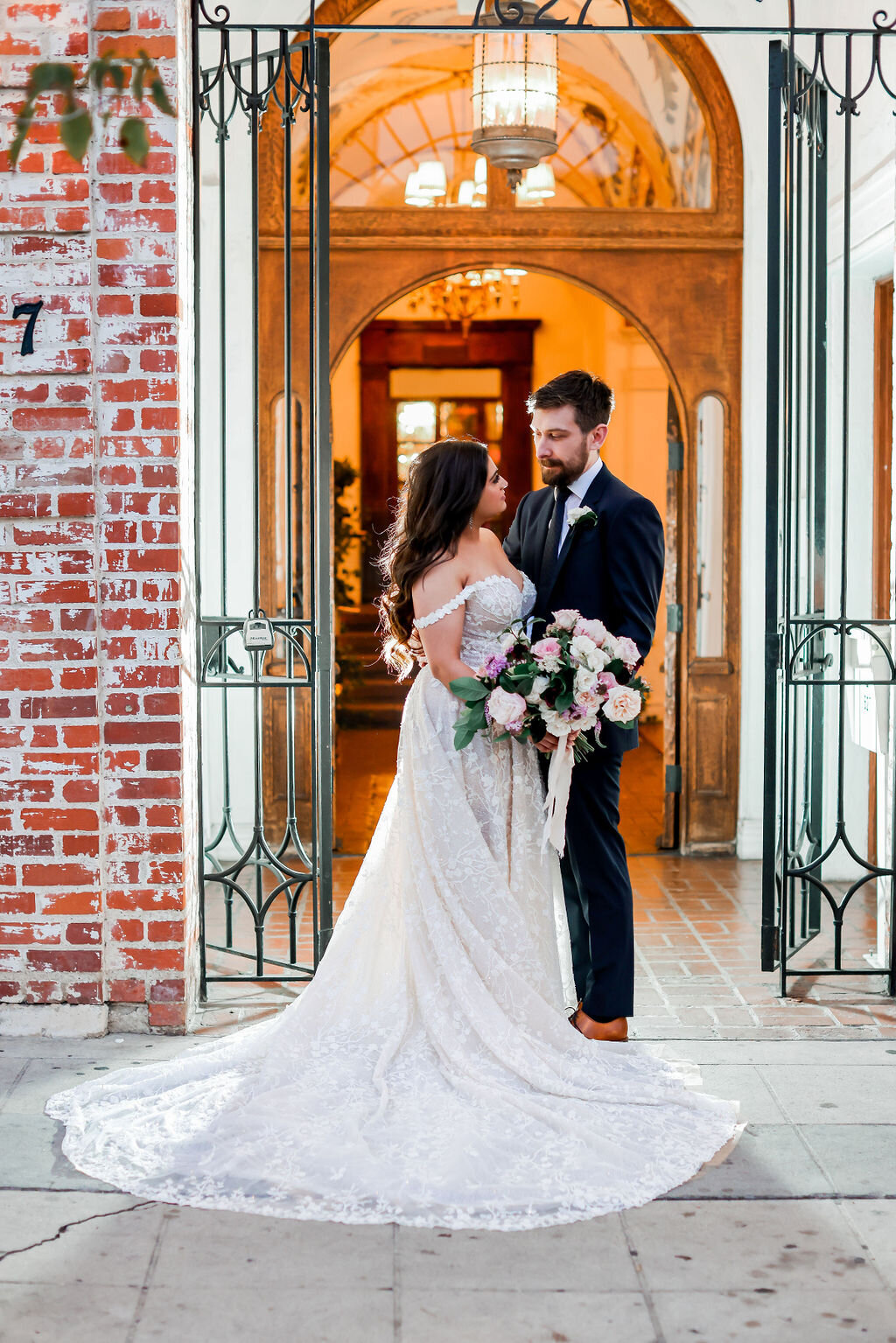 portraits-wayfarer-chapel-wedding-california-sarah-block-photography