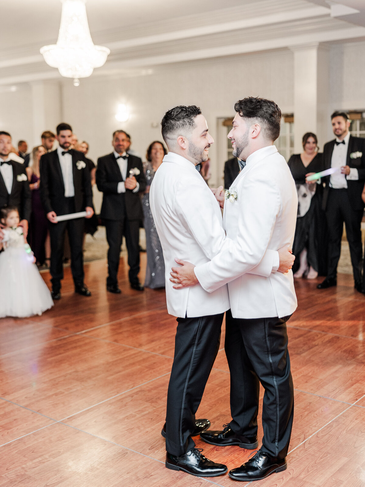 brittany-graf-photography-andrew-anthony-wedding-saint-clements-castle-portland-ct-84