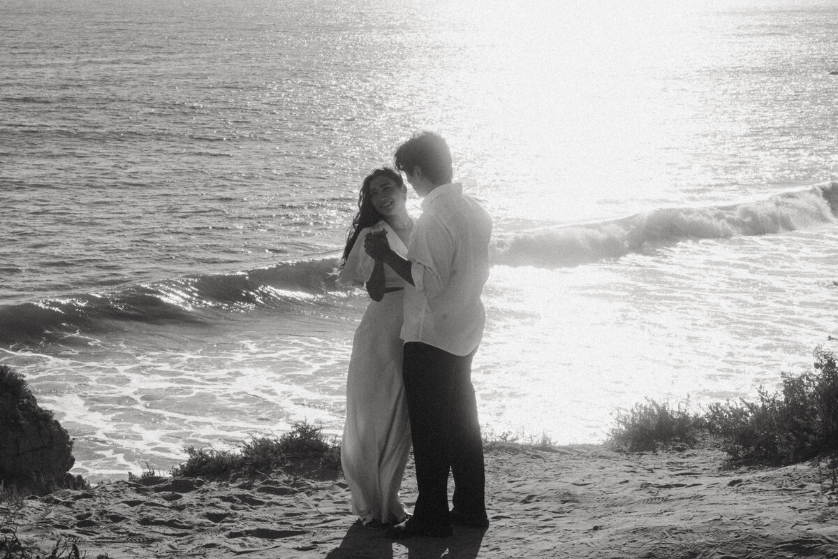 malibu elopement - california elopement - cliffside elopement - lizarrietaphotography-54