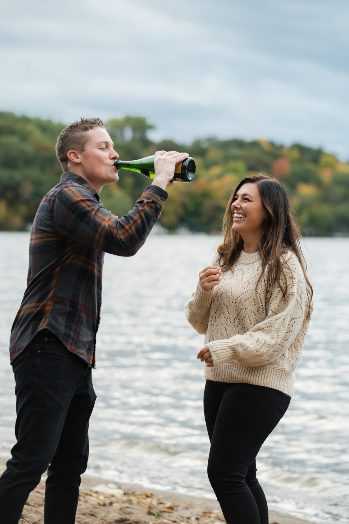 Square-Lake-Park-Engagement-Clever-Disarray-32