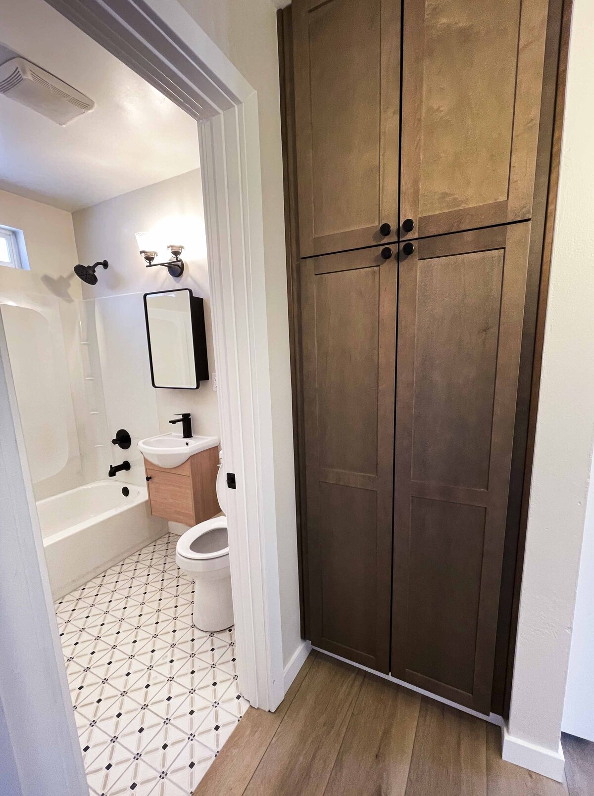 DDesign-Resolutions180_Spanish-Modern_City-Heights-San-Diego-Interior-Designer-5528