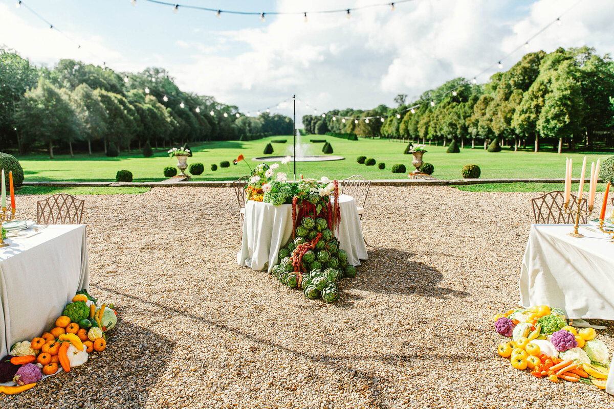 Wedding_Château _Champlâtreux_florist_trend _2025_vegetables_flowers_Capucineatelierfloral236
