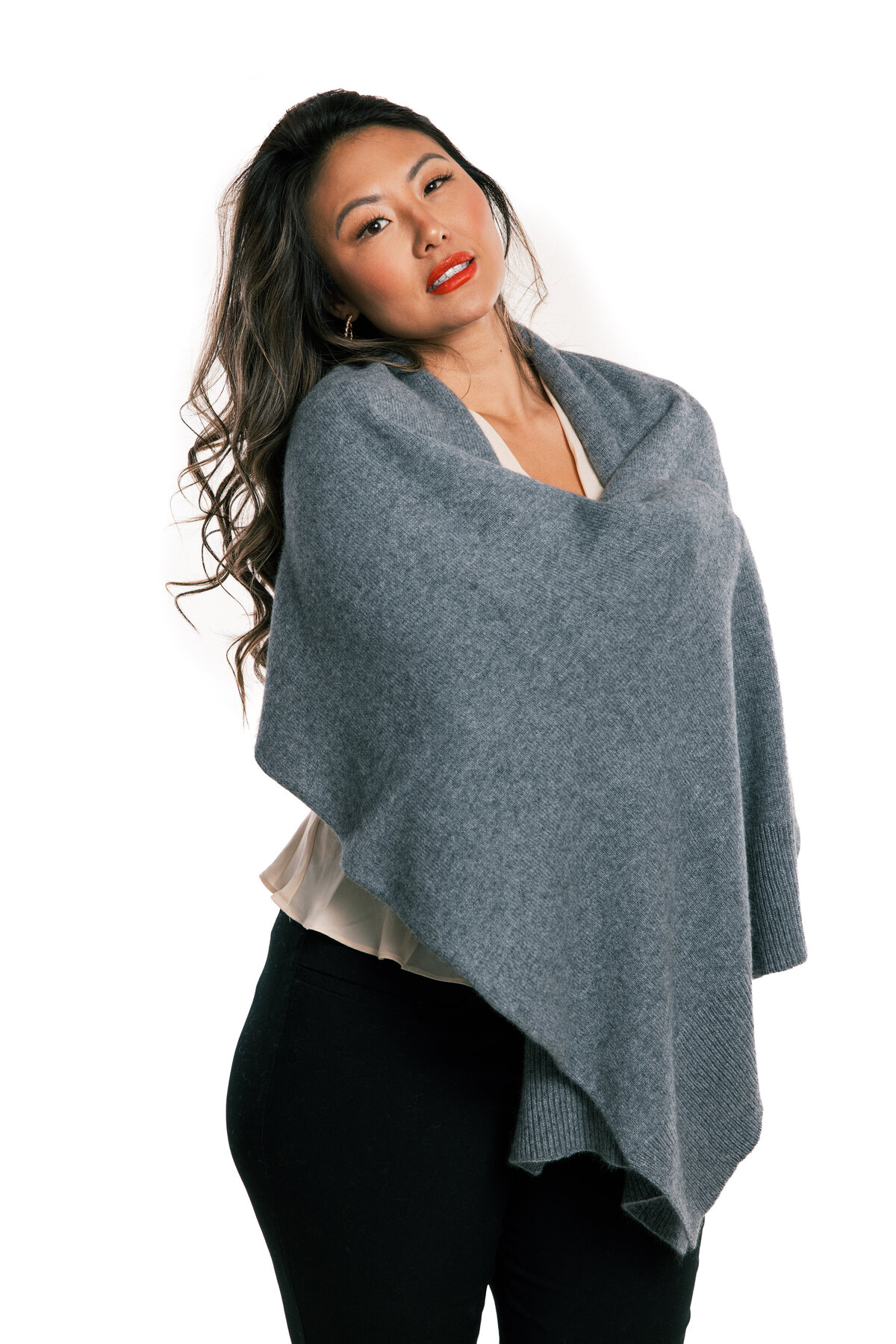 Claire Wrap Scarf med gray.jpg 2