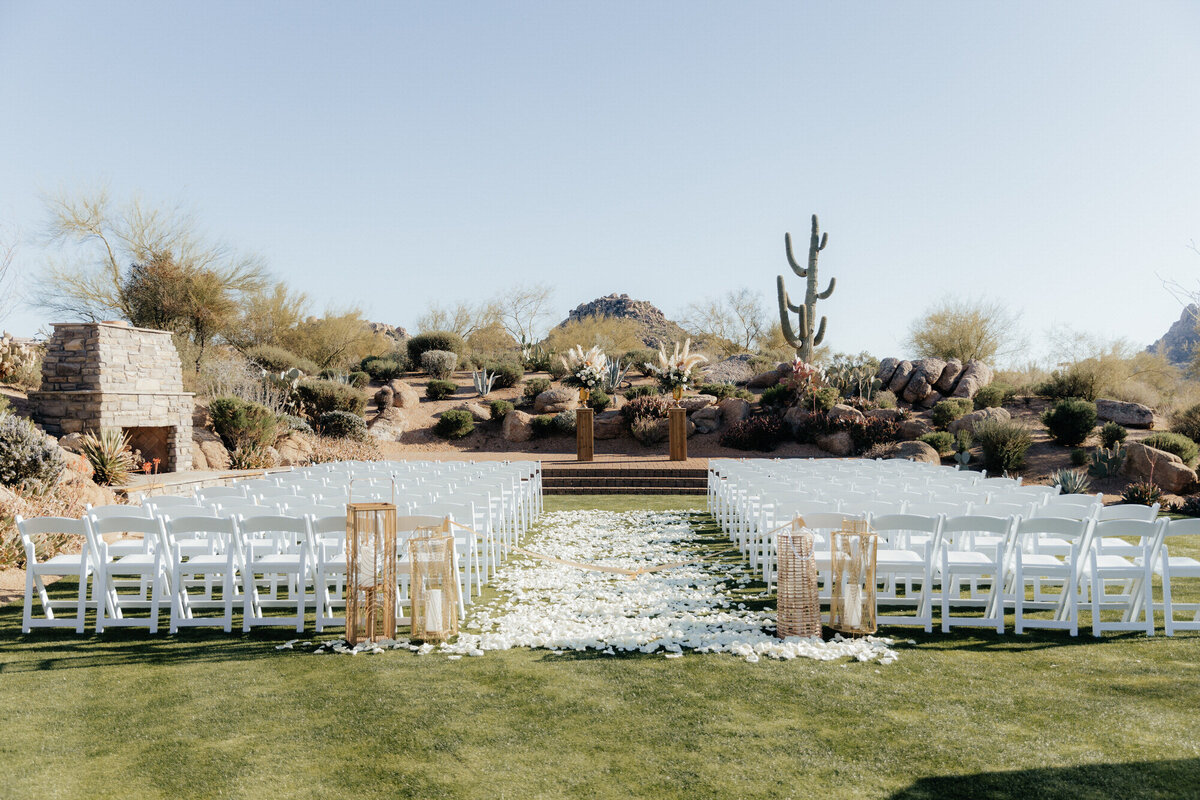 Troon-North-Country-Club-Boho-Inspired-Scottsdale-Arizona-Wedding-14