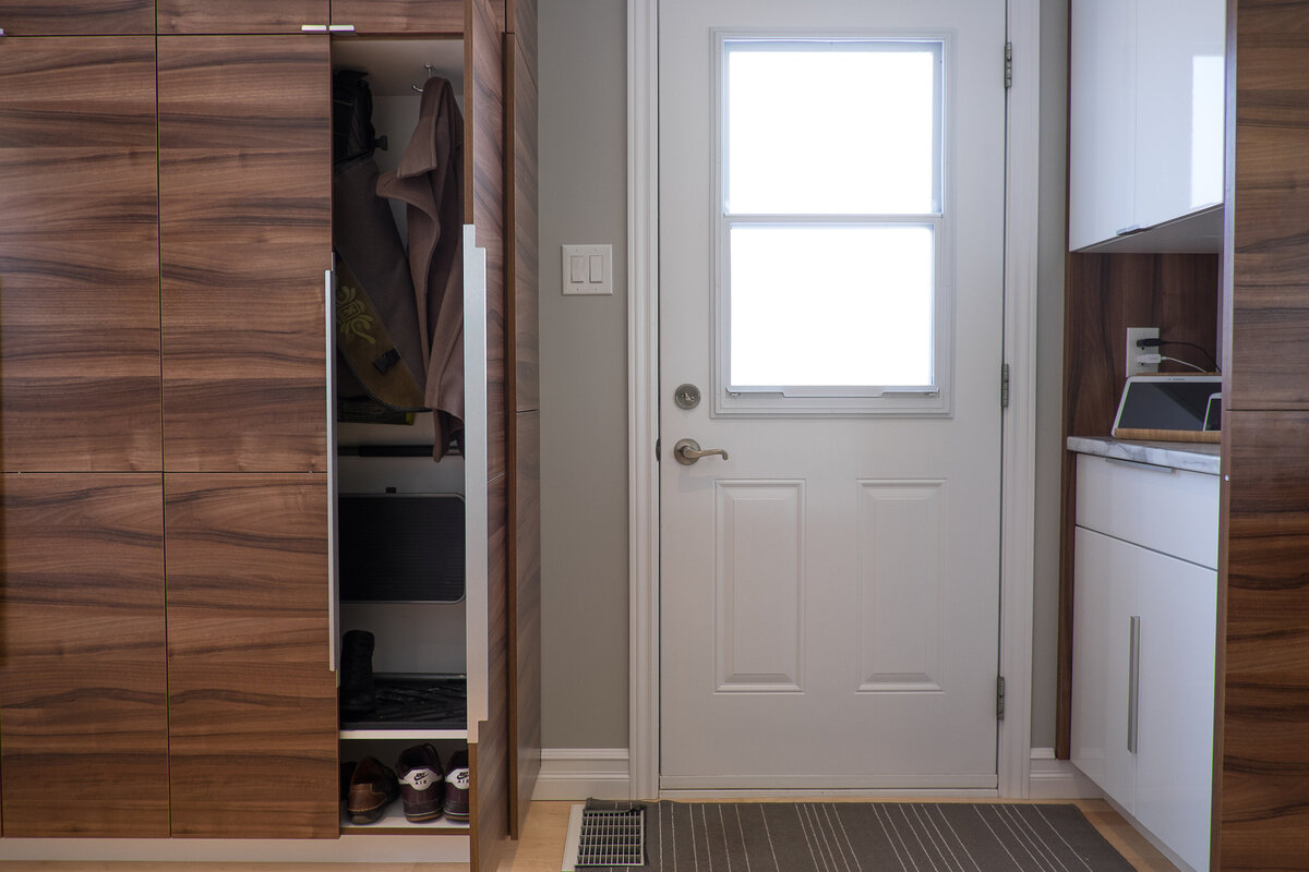 MCM Designer Kitchen Remodel Alta Vista (11)
