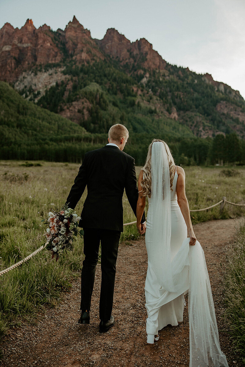 Aspen-Colorado-Wedding-Maroon-Bells-Elopement-20