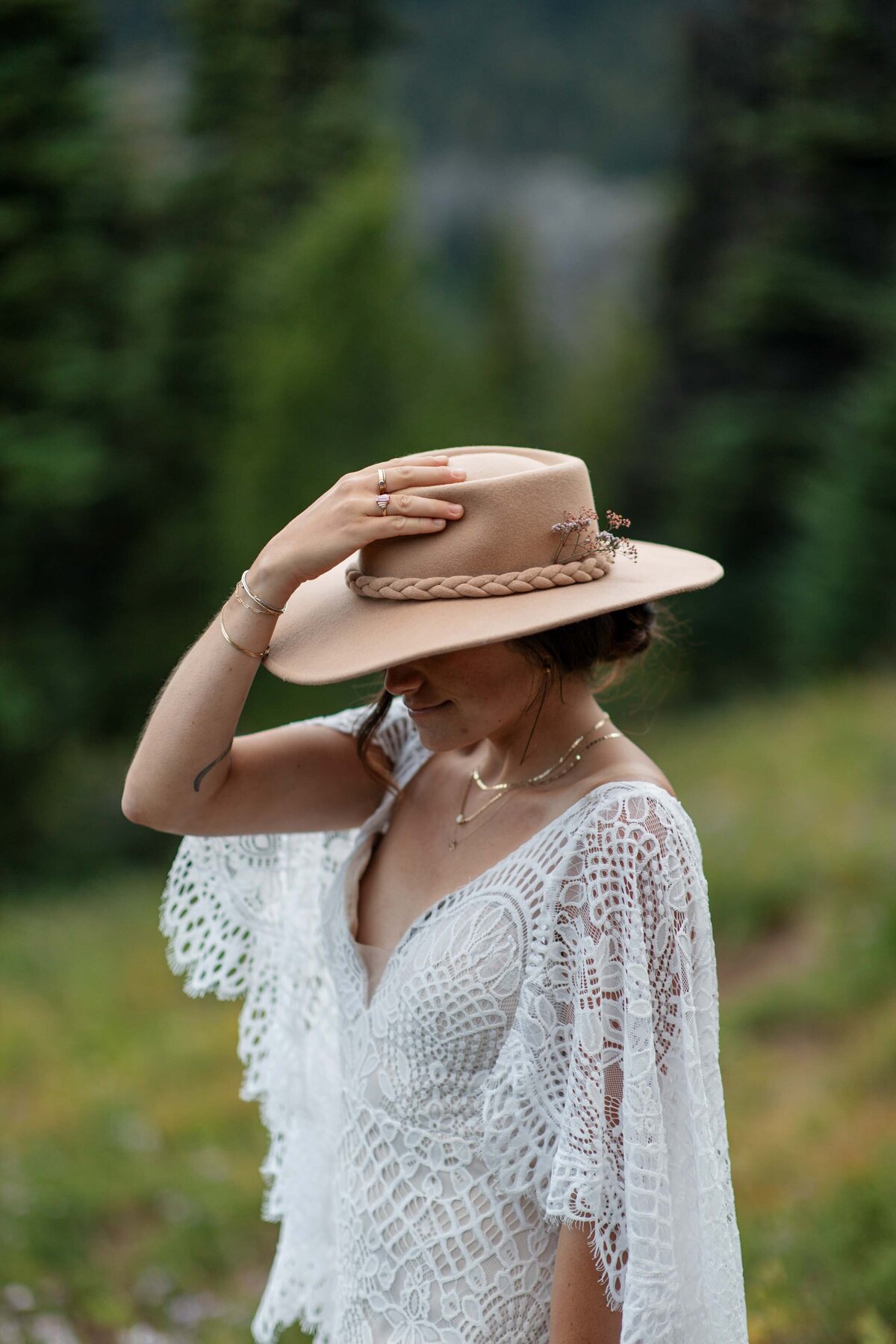mount-rainier-elopement-adventure-offroading-hike-view-148