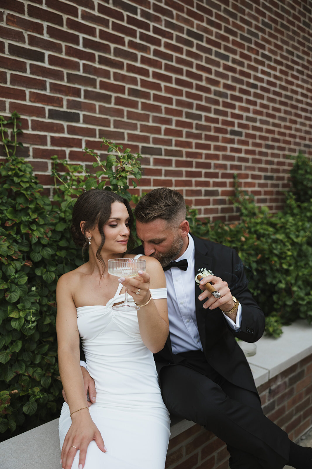 timeless-romantic-classic-outdoor-wedding-photography-7