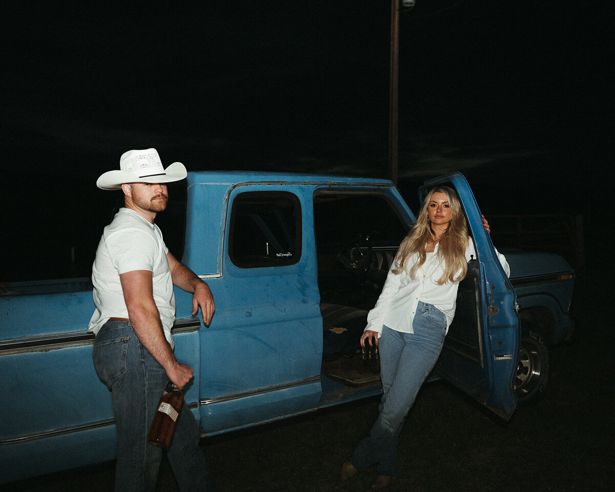 presley-gray-nighttime-western-montana-engagement0398