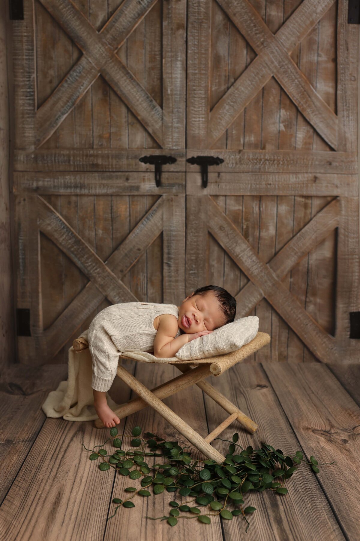 Charlotte-Newborn-photographer34