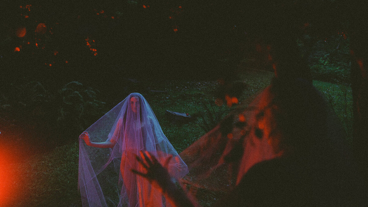 halloween-eerie-haunting-cinematic-portrait5