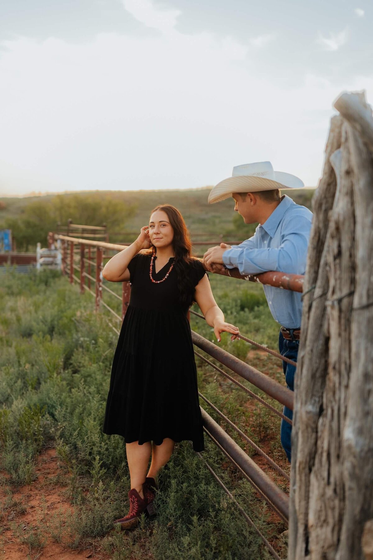 oklahoma-engaged-couple