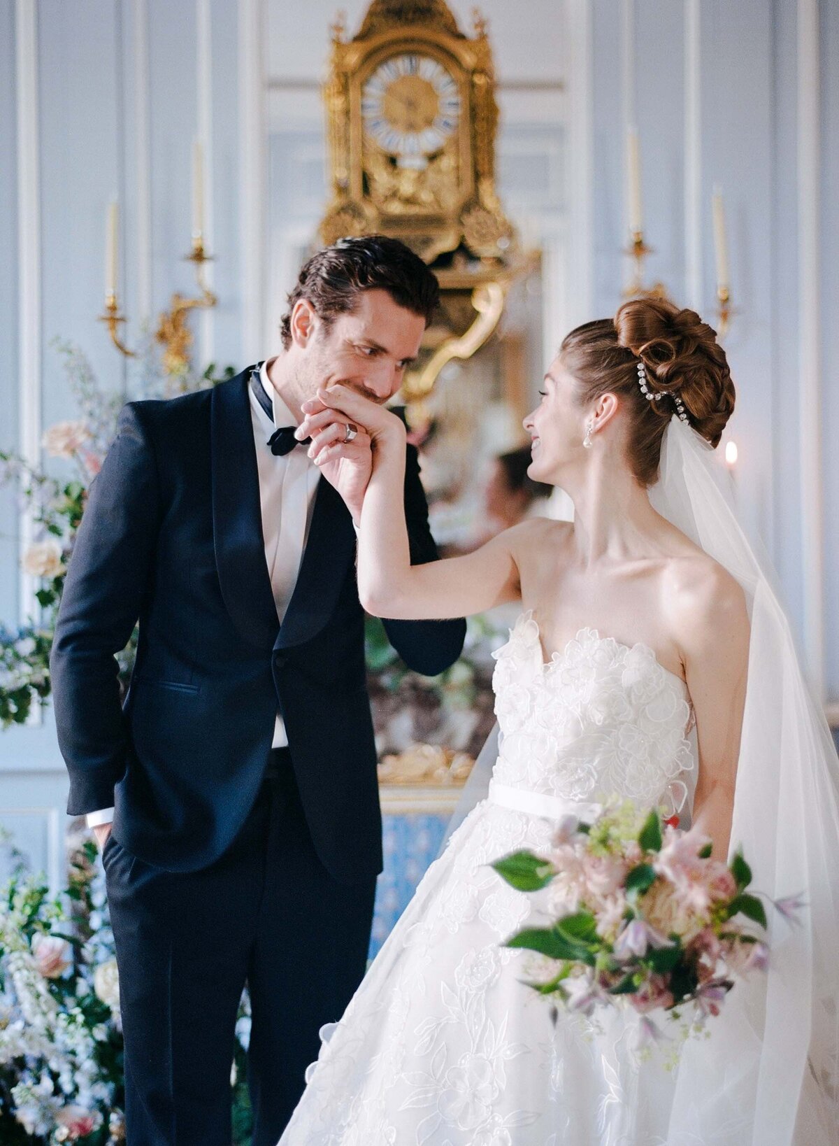 Molly-Carr-Photography-Versailles-Wedding-Photographer-107