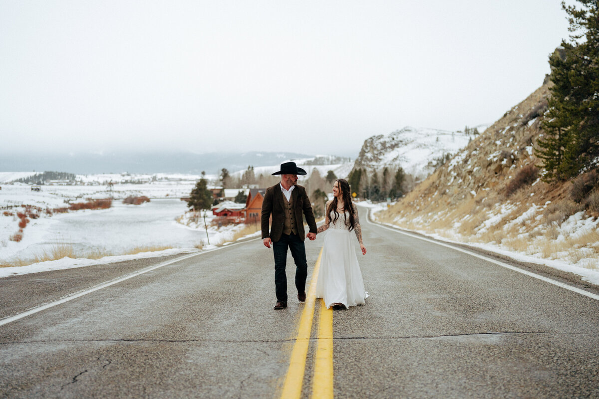 193thestorytellersweddings-portraits