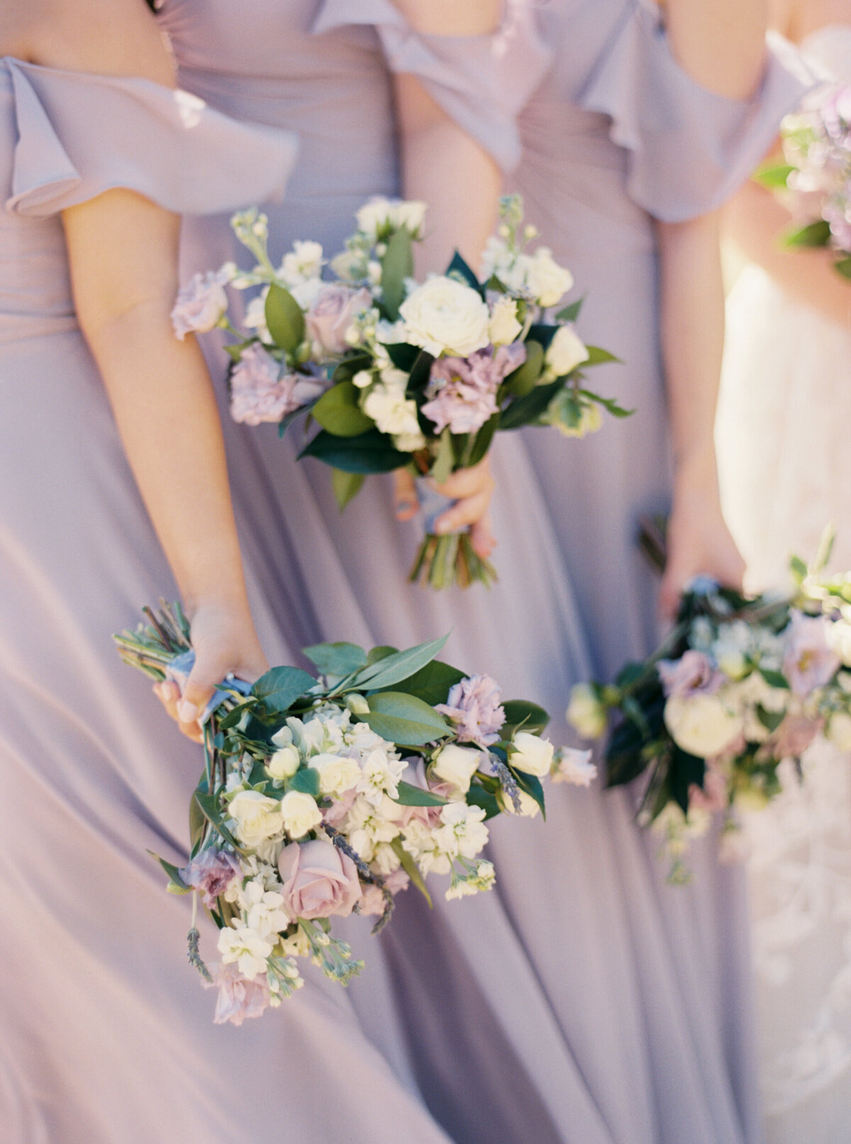 Bridal-Party-purple-flowers-charleston-Spring-wedding