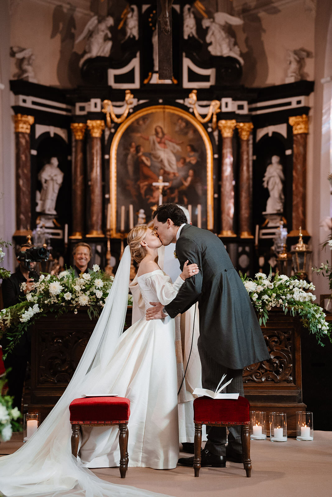 luxurious-royal-like-wedding-belgium-00069