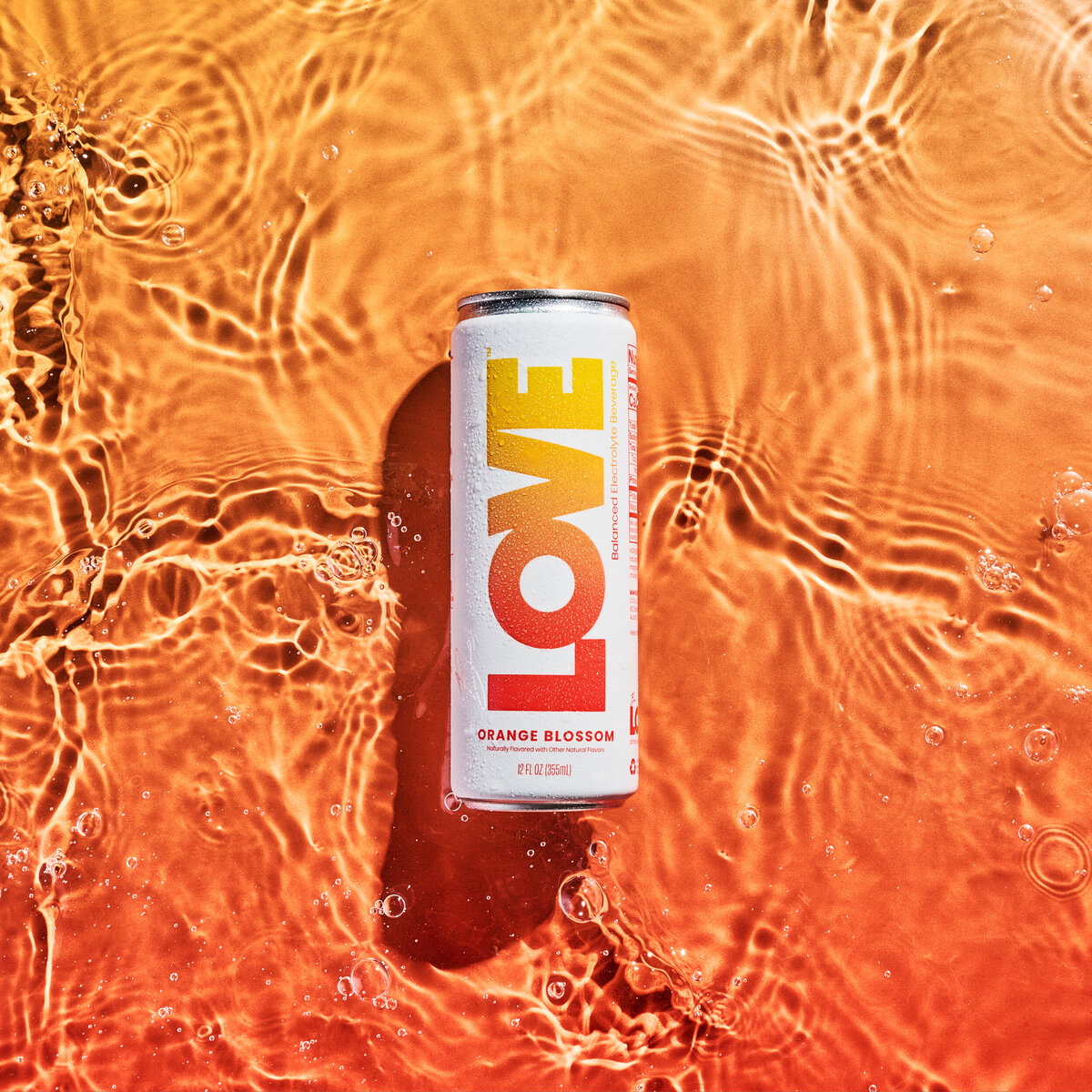 los-angeles-beverage-photographer-drinks-photography-lindsay-kreighbaum-be-love-electrolyte-drink-still-life-lifestyle-canned-drink-29