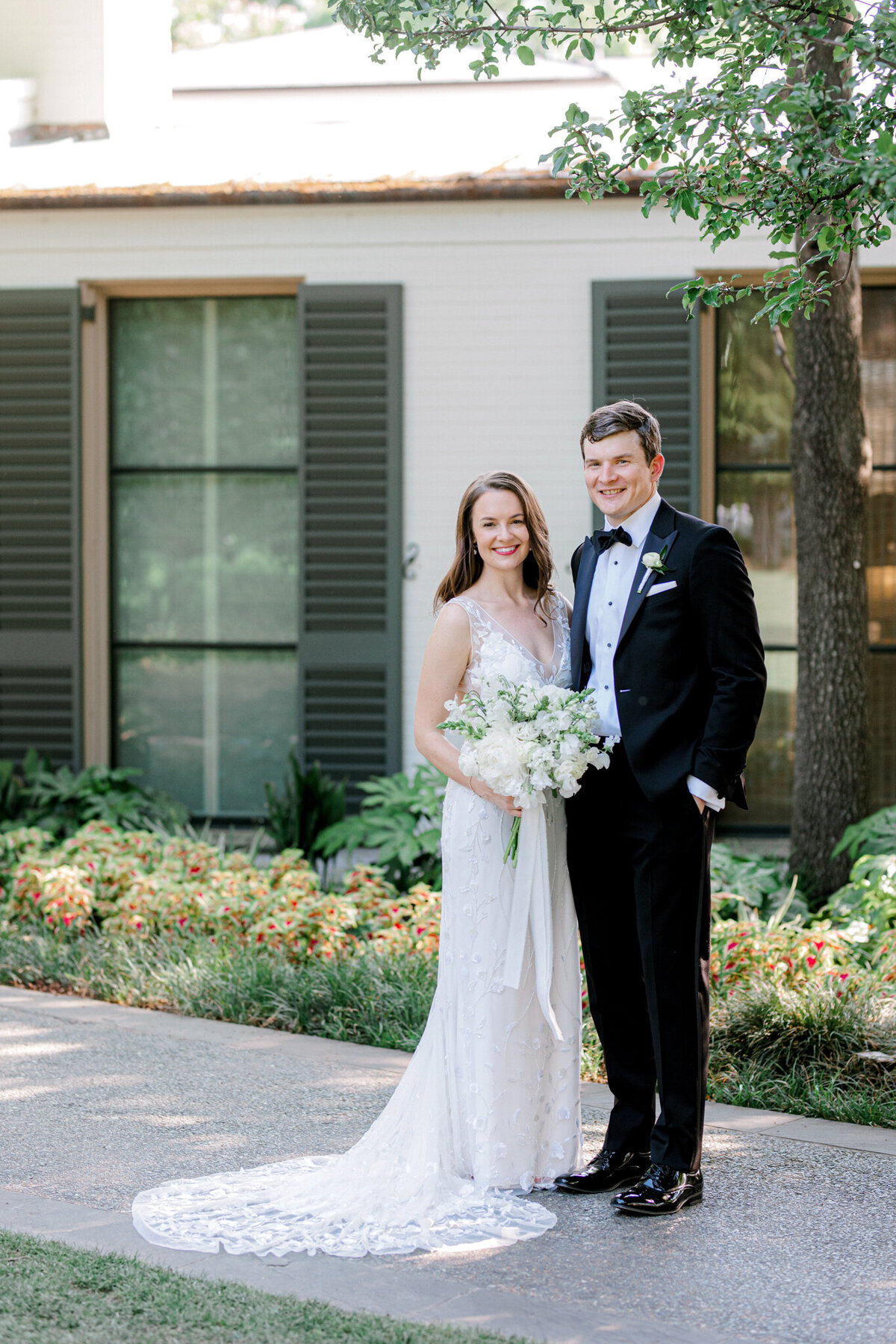 Gena & Matt's Wedding at the Dallas Arboretum | Dallas Wedding Photographer | Sami Kathryn Photography-100