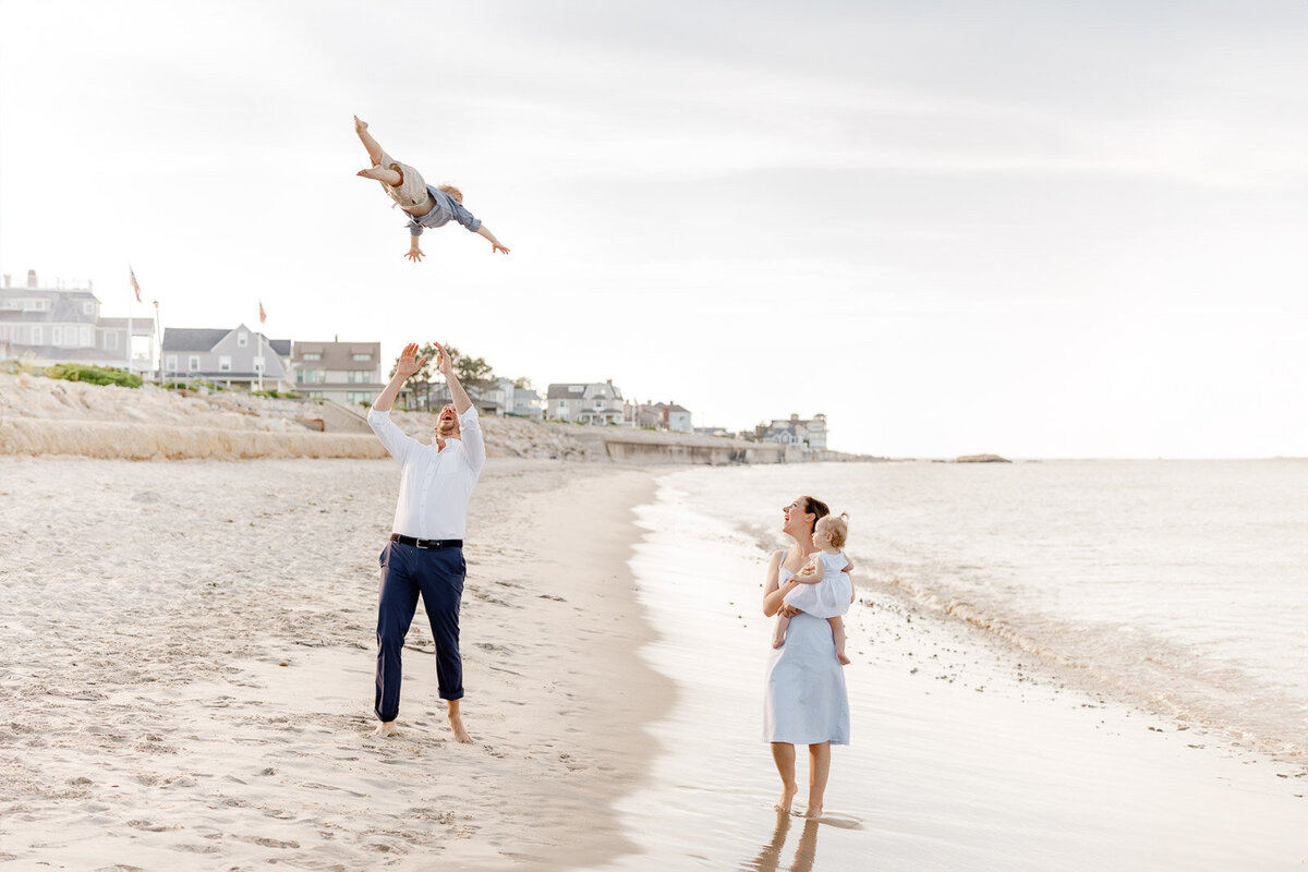 Minot Beach Family Pictures Johnson-38