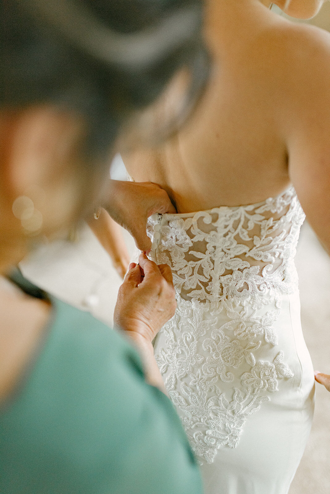 enzweiler-wedding-getting-ready-129_websize