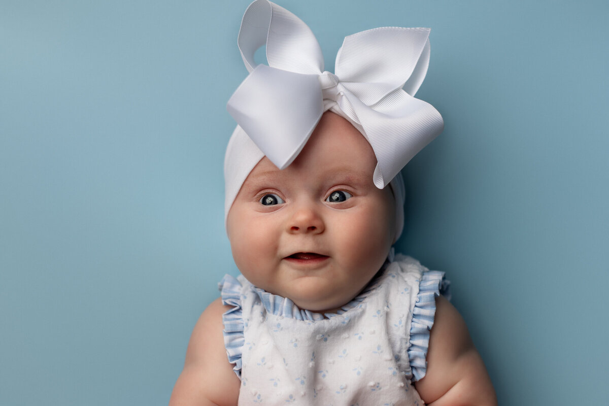 NW Arkansas baby photographer, milestone session near me, NW Arkansas baby portrait studio, professional baby photos