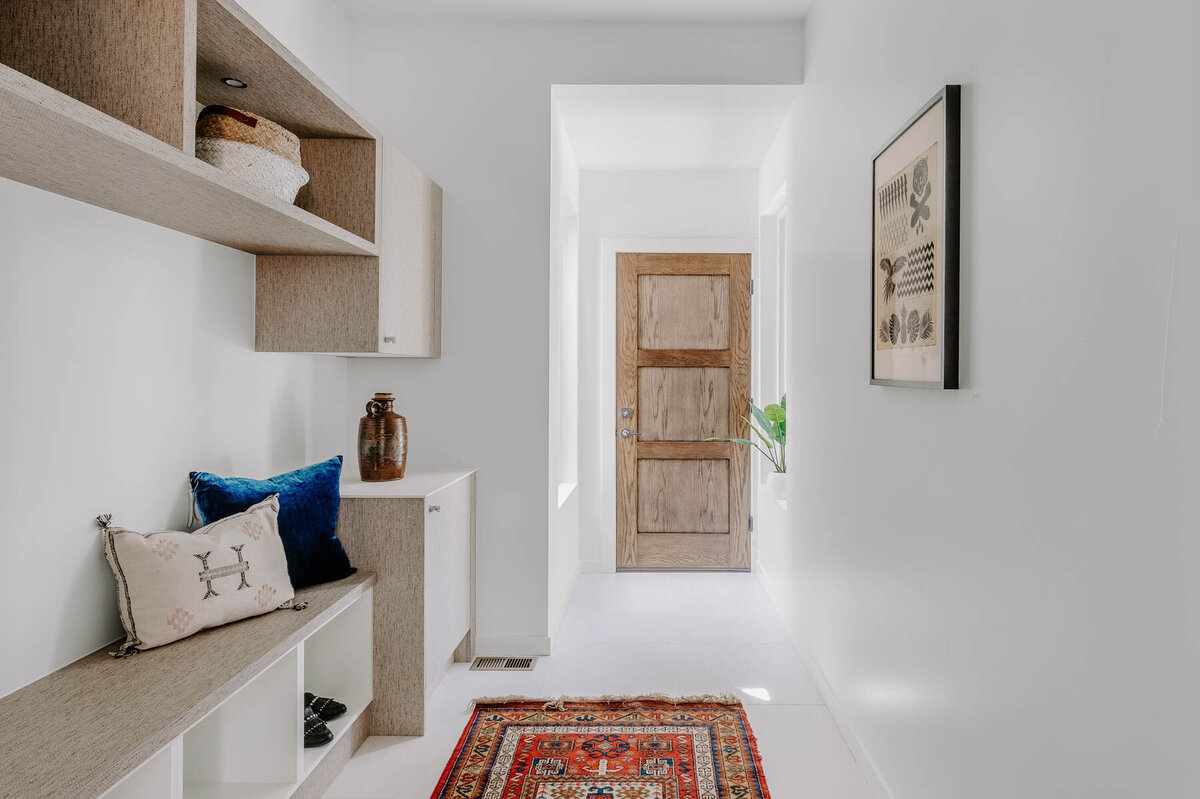 Girlboss-Designer-Interior-Design-Website-Templateq-283
