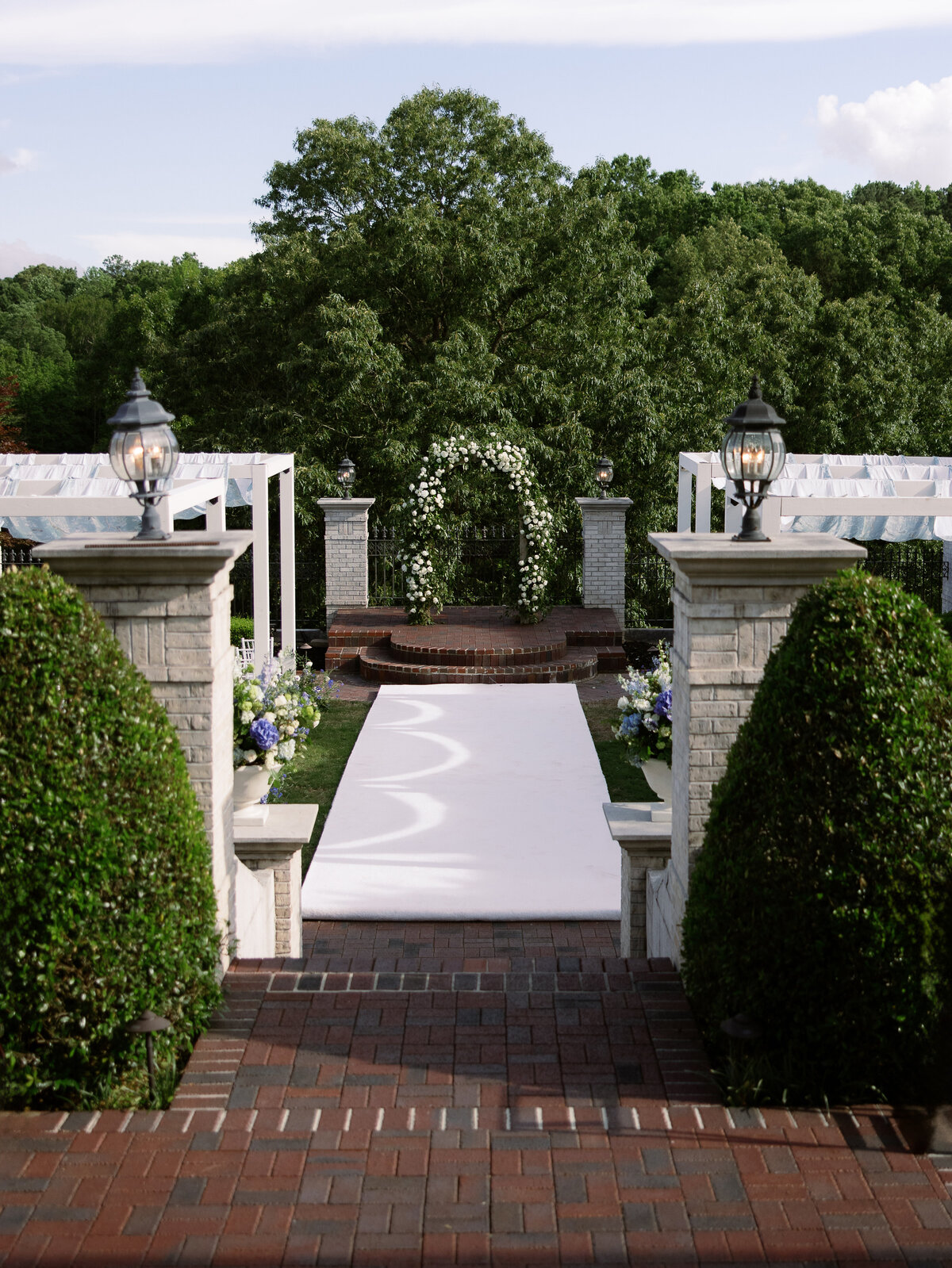 Oxford Mississippi luxury tented wedding photographer 0013