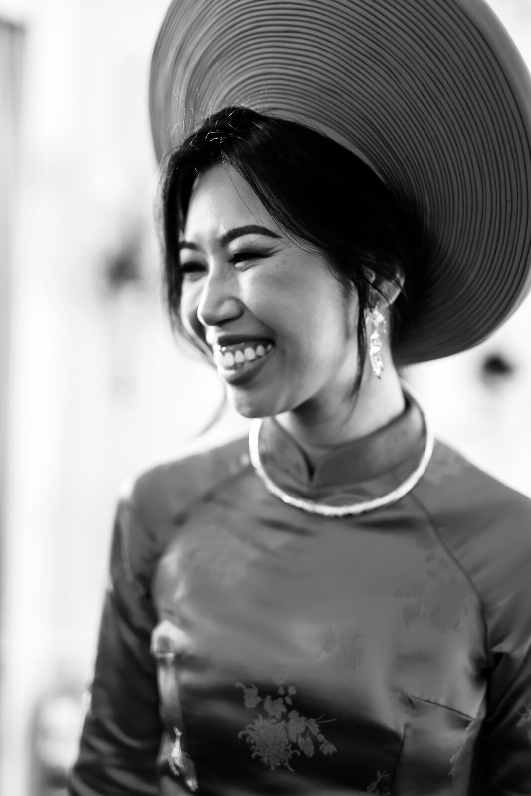 Modern Vietnamese Wedding Photography  10