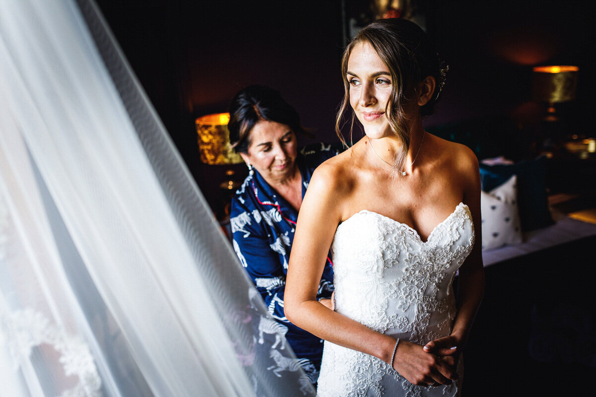 Natural Wedding Photographer Kent_CL charlottesimon The Granary--Hertfordshire-115-1
