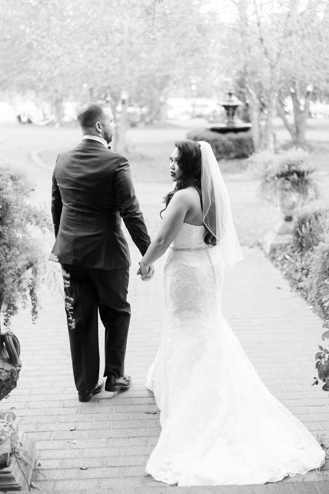 04-Fayetteville-Wedding-Photographer-Ceremony-107-2