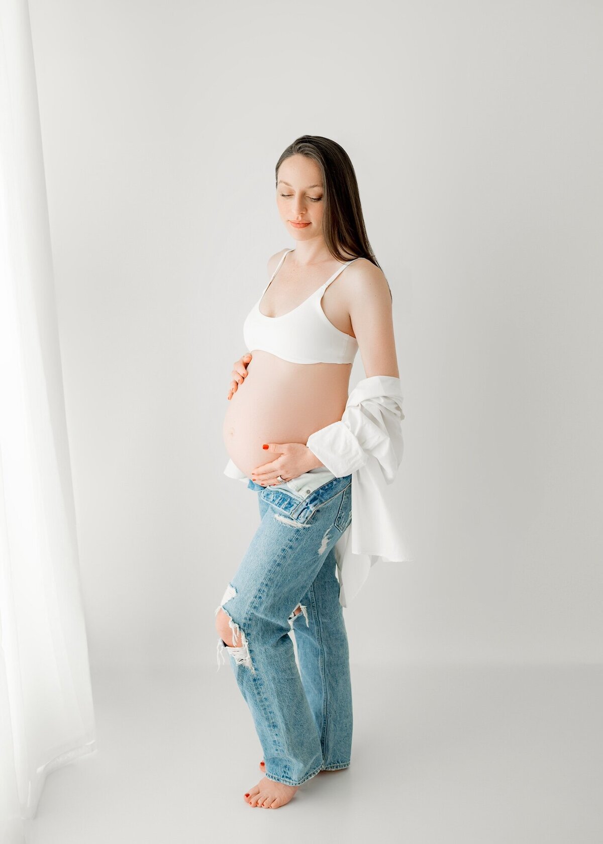 Stephanie Beth Photography Boston portrait photographer modern meaningful family photos newborn pictures senior photos in Boston Massachusetts JulieN-10