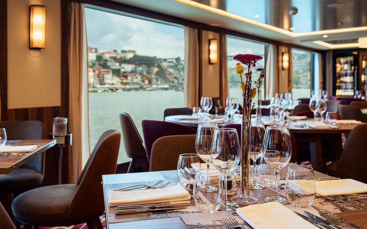 AmaSintra_Main Restaurant_PhotogVV_A9202073-HDR-Edit-Edit-2