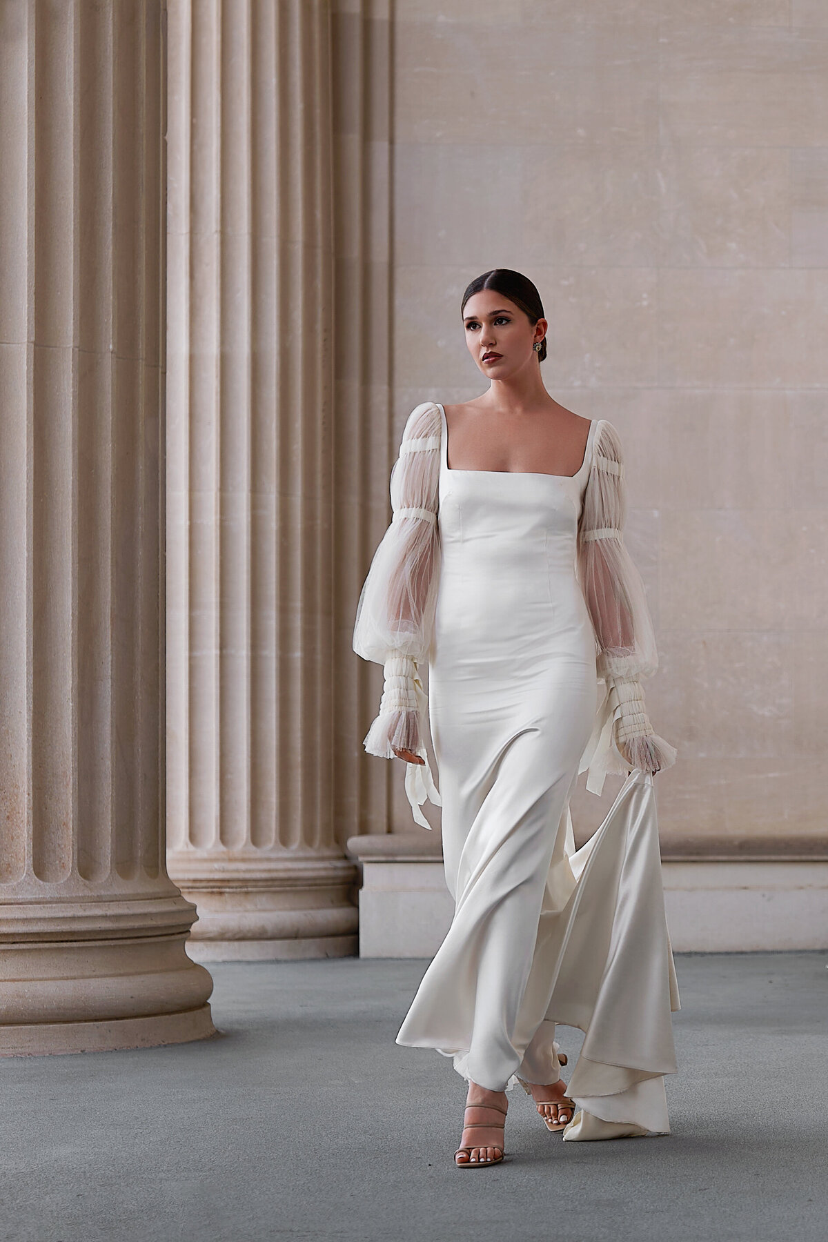 Bride in Danielle Frankel Gown at New Orleans Museum of Art