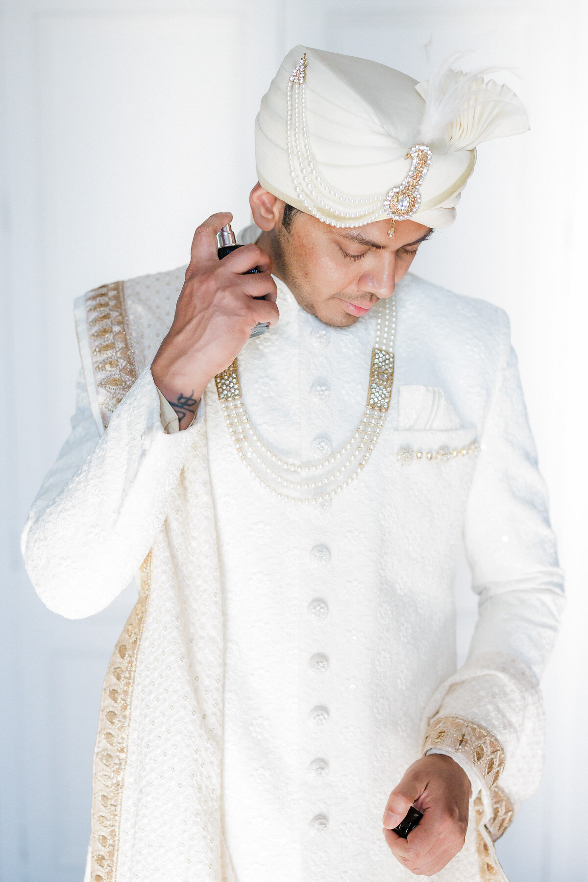 Modern_Chic_Chateau_Valouze_Destination_Wedding_Photographer-91