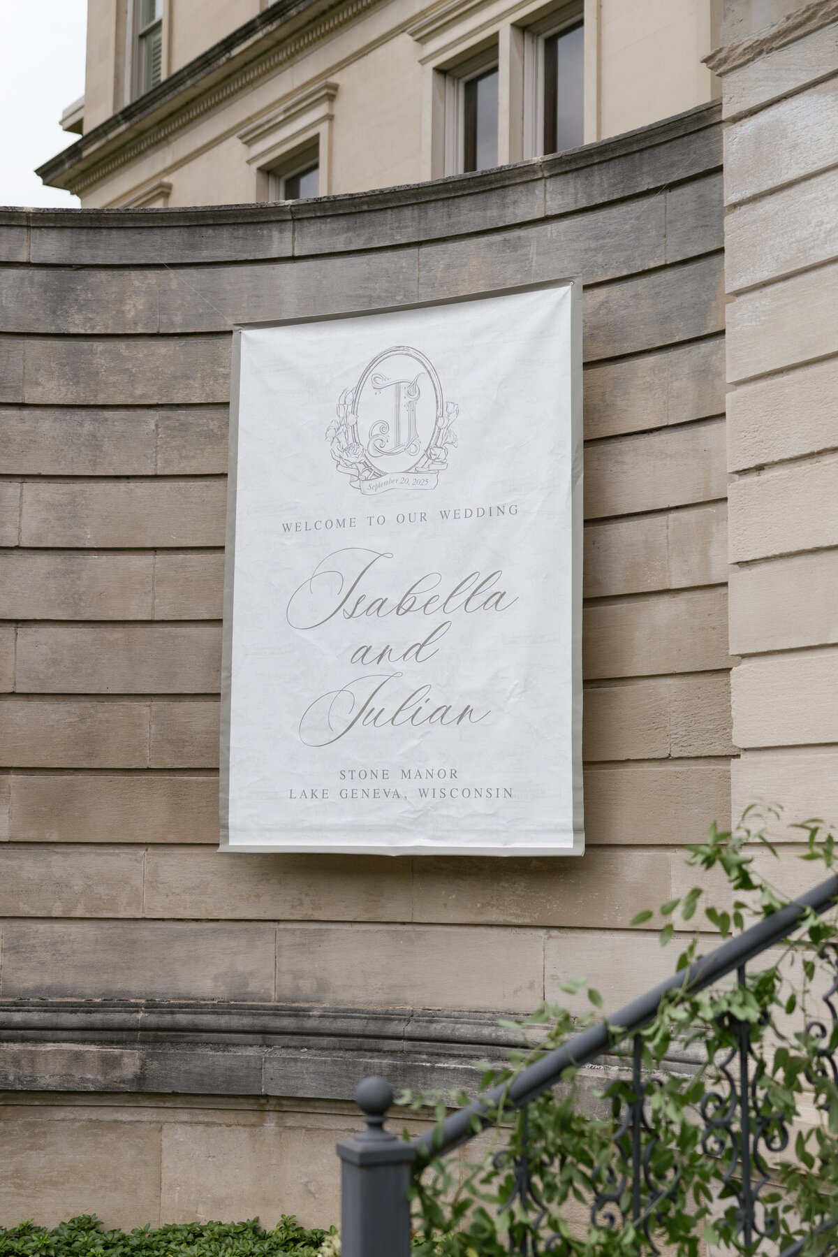 Isabella-Julian-Wedding-Previews-Mariah-Jones-Photography-4