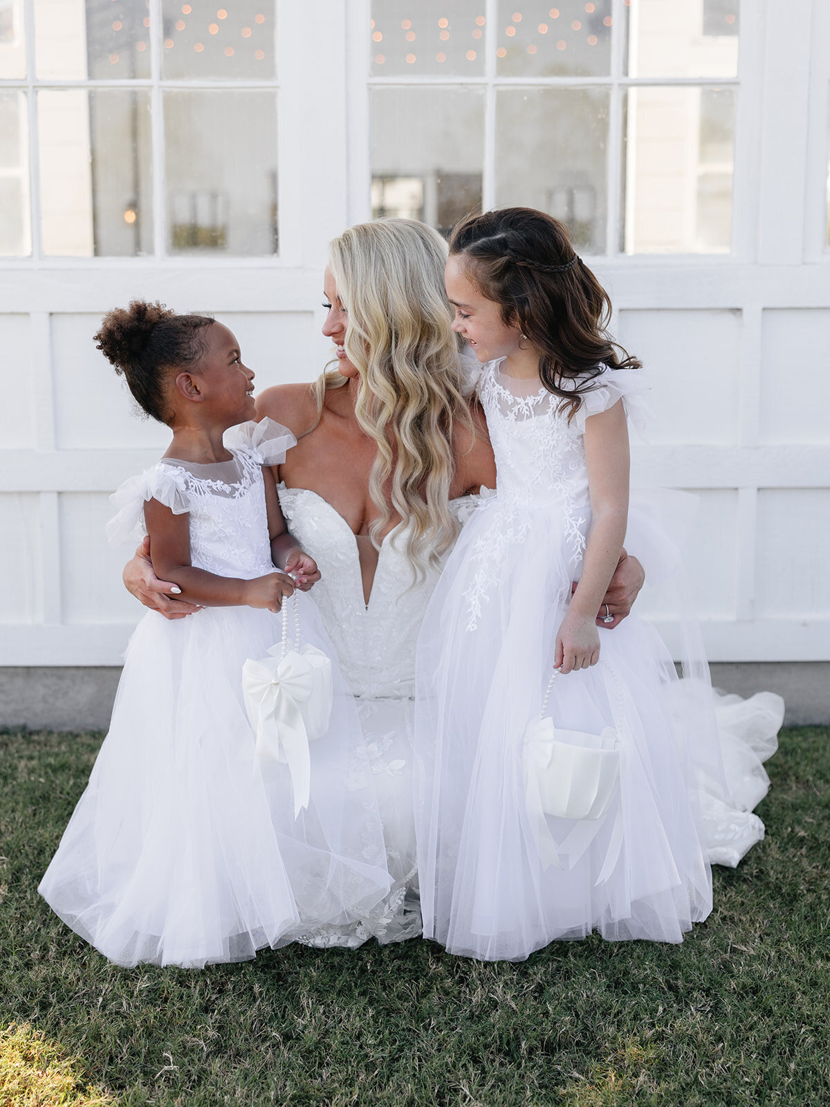 2025-10-11_DykesWeddingPreviews_MollyMurphyPhotography-34