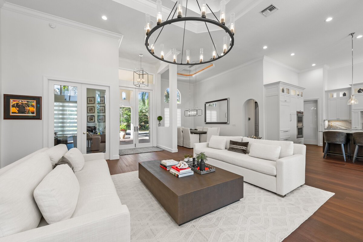 Interior-Concierges-Modern-Warmth-Jupiter-Interior-Designer-01