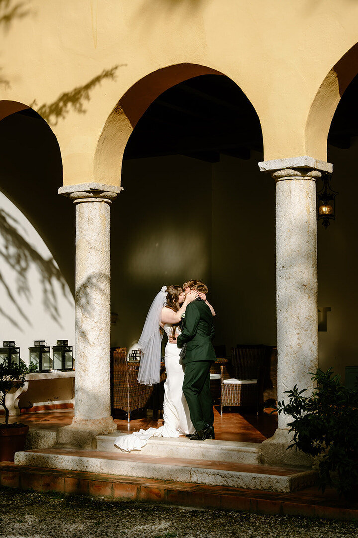 tethered-stories-kriztelle-halili-chicago-080wedding-photographer