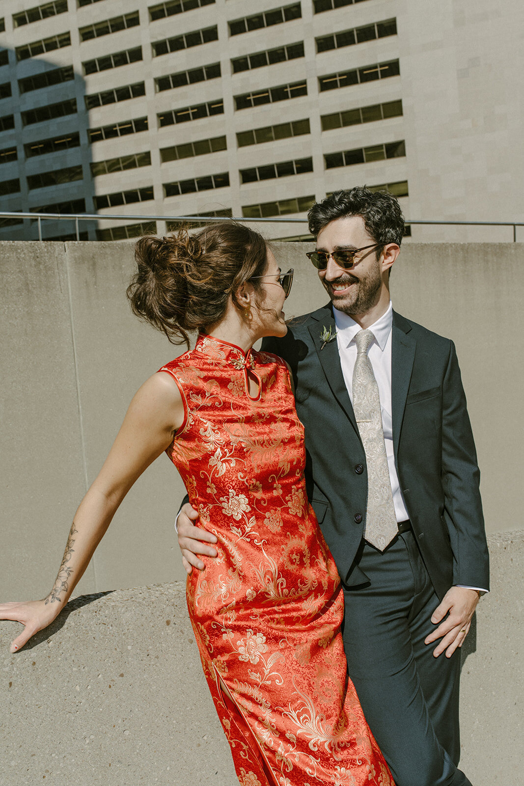 toronto-city-elopement-city-hall-ttc-subway-sugar-beach-fun-romantic-sumer-wedding-2766