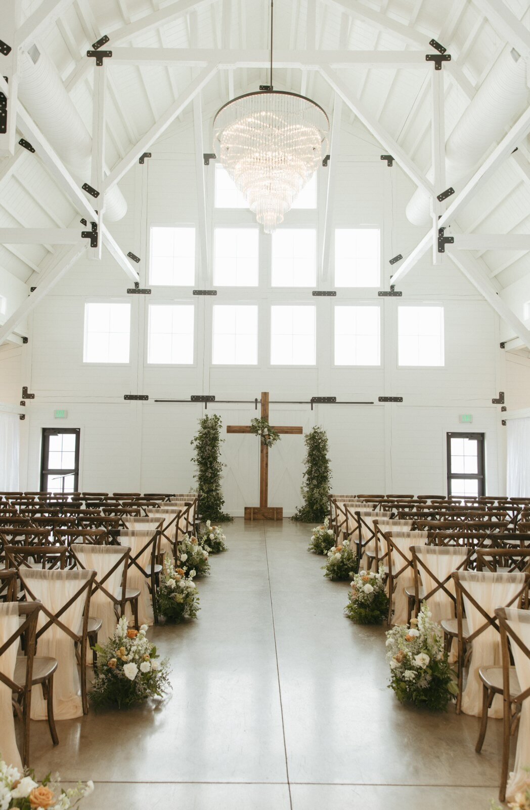 Meraki Design Wedding and Event Floral Studio Florist Wedding Flowers Full Service St. Louis Destination Luxury Floral Design Florists Designers Personal Unique CB1-112