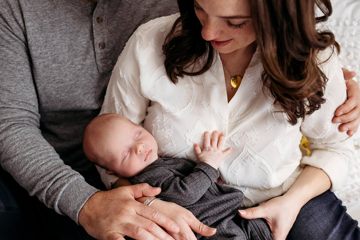 Linda Sobolewski Photography - Newborn Photographer -  082